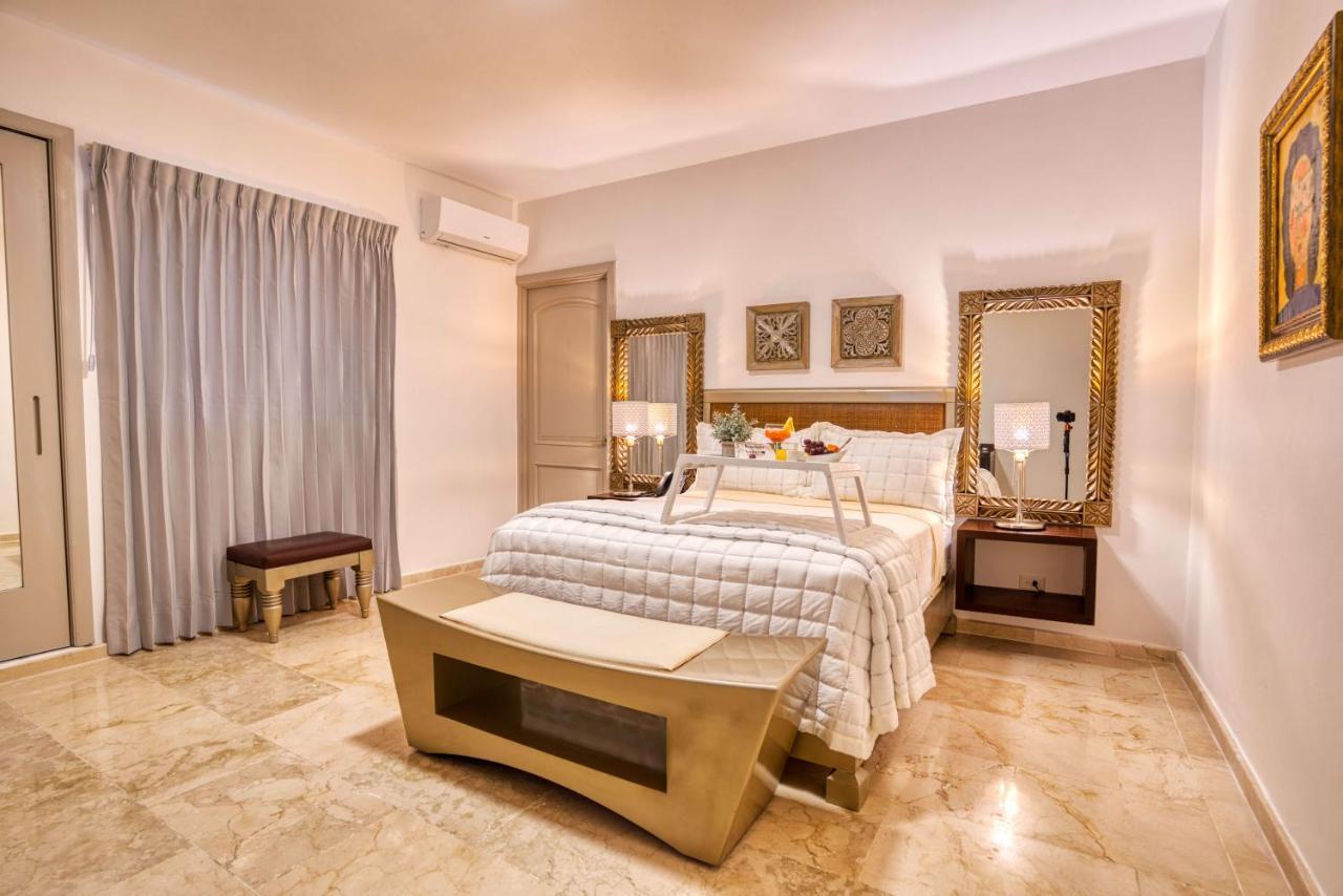 Naranjo Hotel Boutique Higüey Buitenkant foto